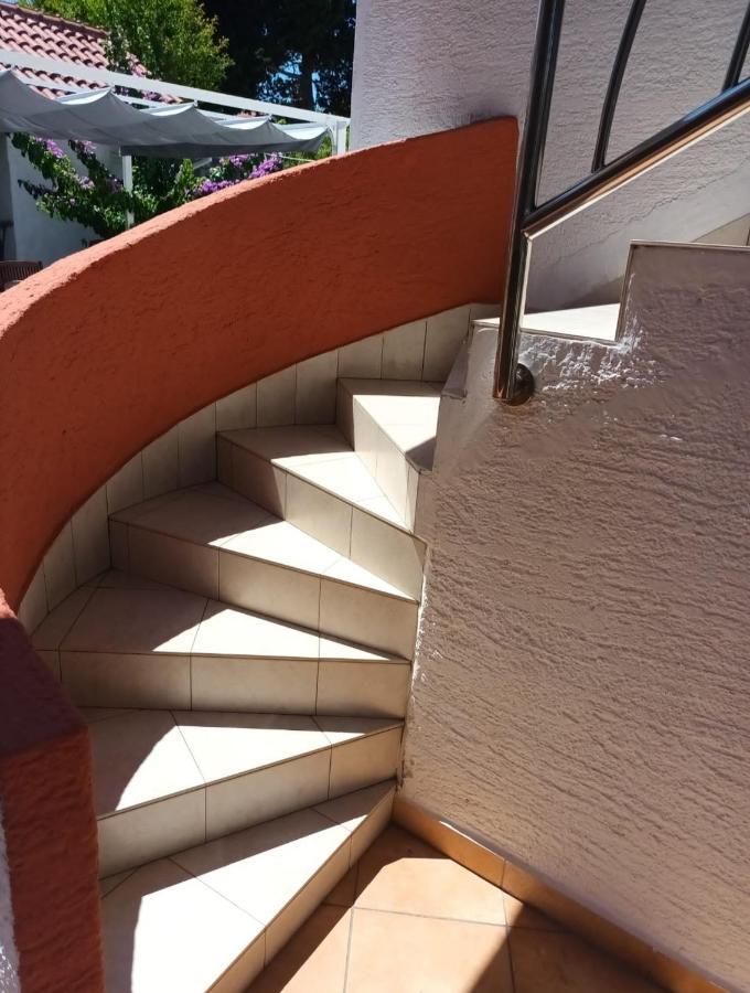 Apartments Martinovic By The Sea تشوكييتزا المظهر الخارجي الصورة