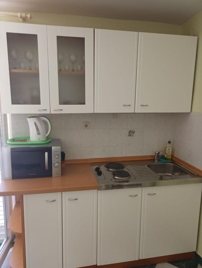 Apartments Martinovic By The Sea تشوكييتزا المظهر الخارجي الصورة